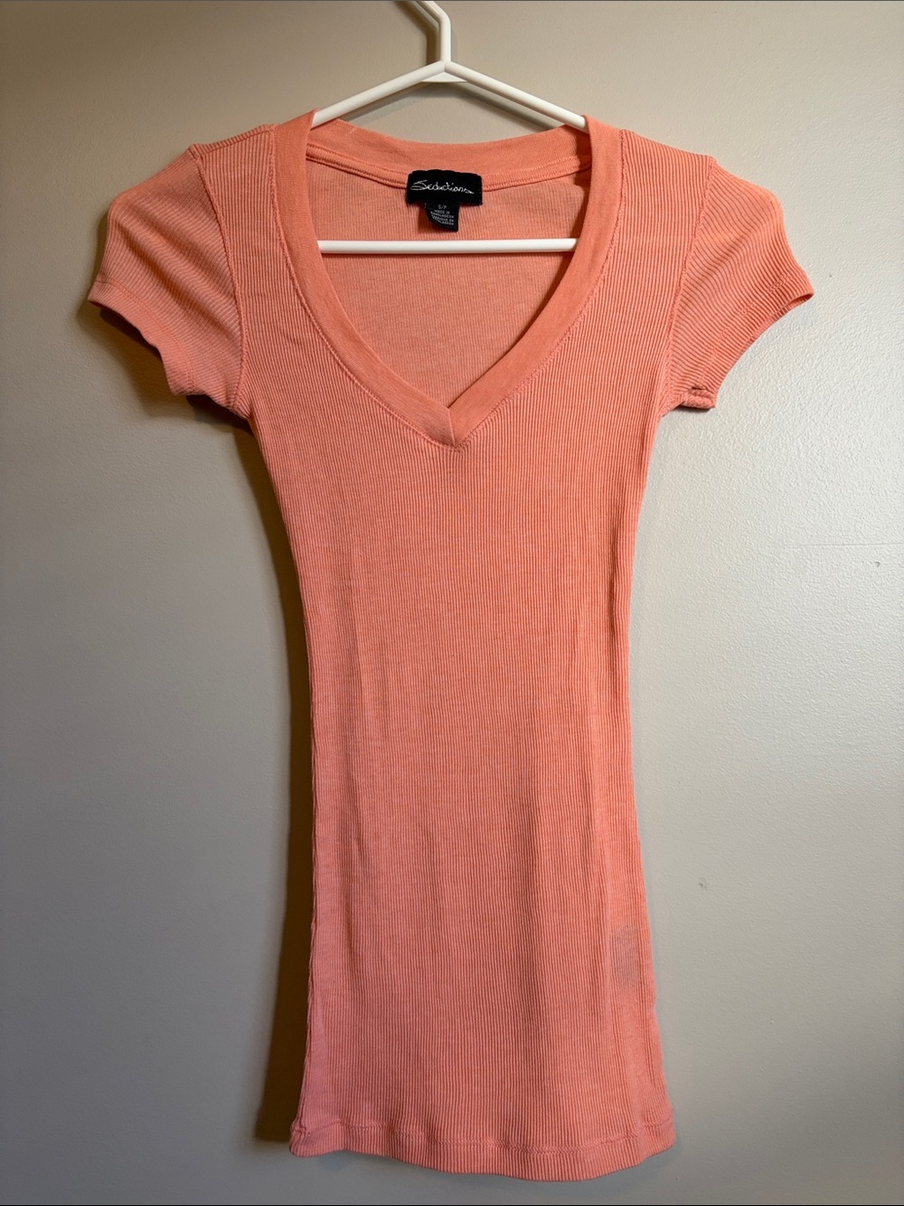 Y2K Peach Ribbed V-Neck Short Sleeve Tee